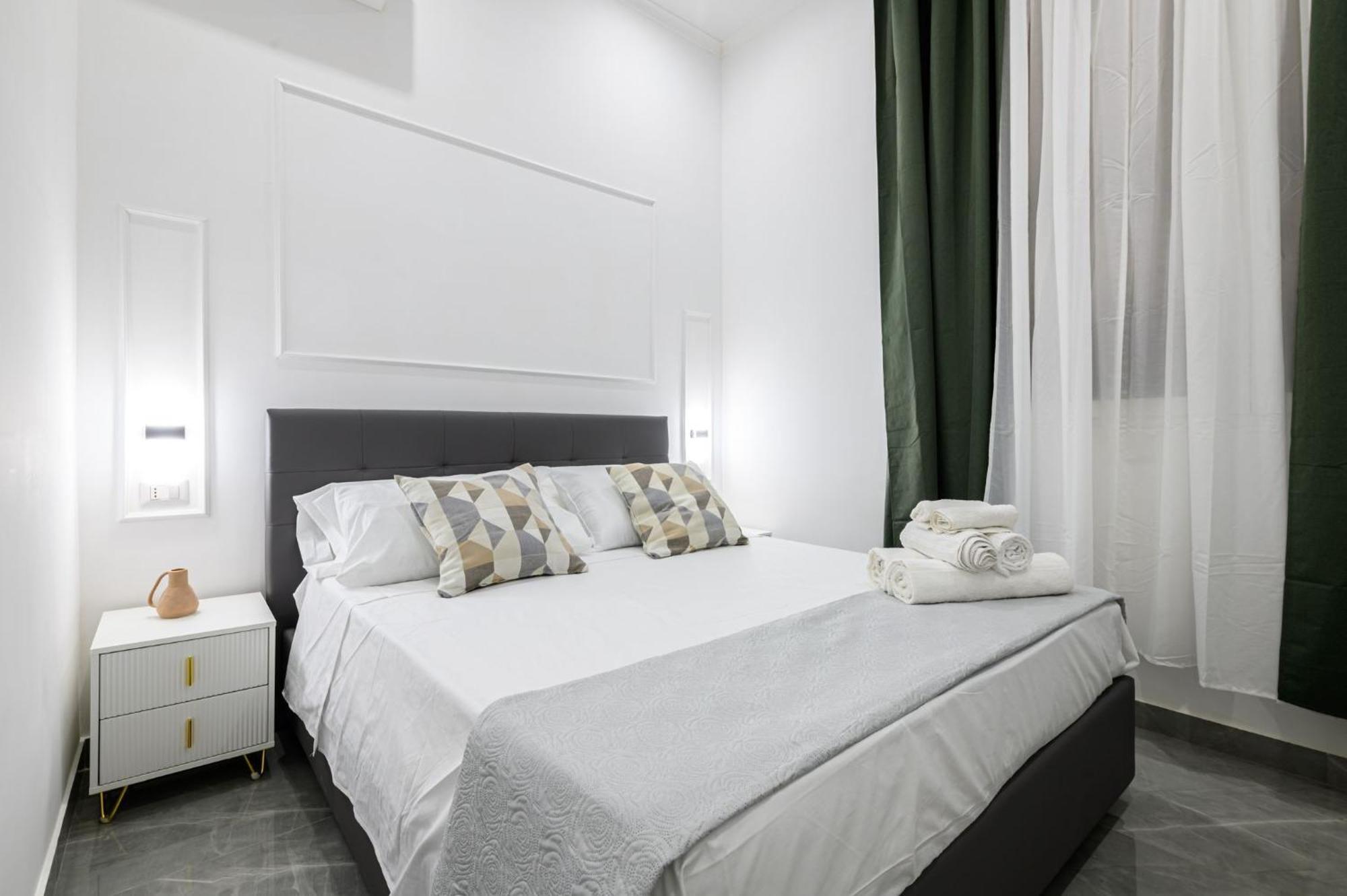 Giordano Suite Center Неаполь Екстер'єр фото